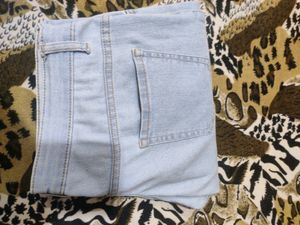 Max Jeans