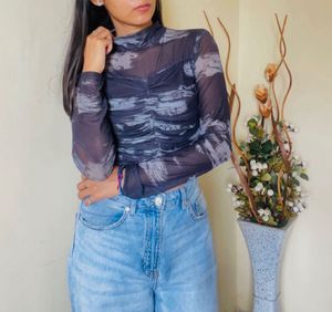 Mesh long sleeves top