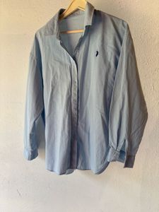 Light Blue Collared Button-Up Shirt