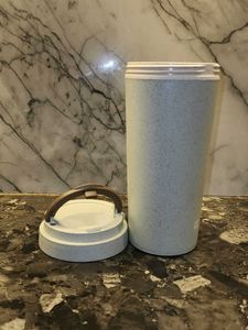 Coffee Mug with Flip Lid – Leak Resistant Cup