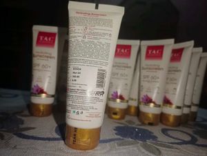14 TAC Sunscreen With SPF 60+ PA++++