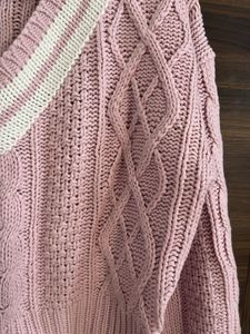 MIXXO Pink Cable-Knit V-Neck Sweater 🎀