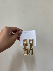 Gold Tone Chain Link Drop Earrings