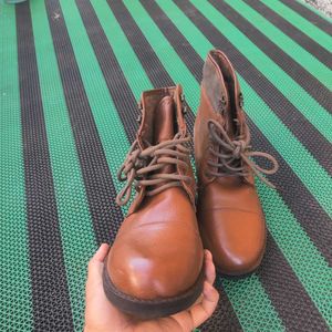 Leather Shoes / Boots