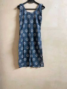 Blue &amp; White Print Sleeveless Dress