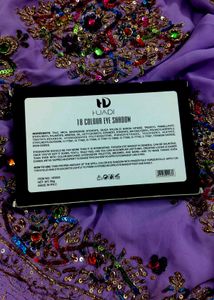 HUADI 18 Color Eye Shadow Palette