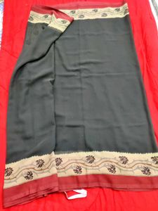 Elegant Black 🖤 Saree with Unique Design
