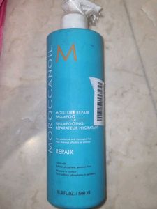 Moroccanoil Moisture Repair Shampoo