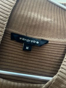 Ribbed Mock Neck Cropped Sweater