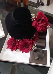 engagement beautiful Floral hamper Set