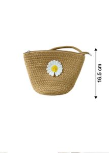 Cute Daisy Straw Crossbody Bag