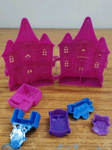 Tiny Doll house Castle &amp; Furniture Playset 🏰