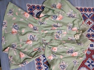 Smart Party Wear Top For 4 To 6 Years O