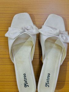 Chic Bow Slip-On Sandals