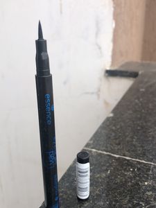 essence Sketch Eyeliner