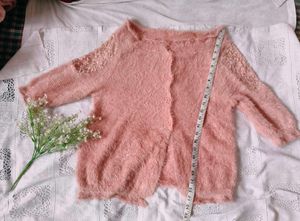 Very Stylish And Beautiful Woolen Warm Cardigan