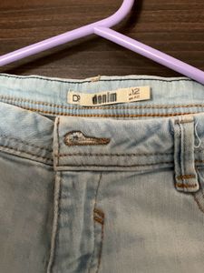 Denim New Light Blue Capri Jeans