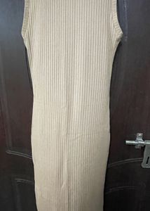 Ribbed Knit Sleeveless Midi Dress