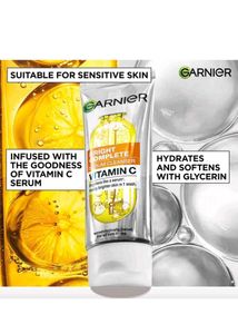 ✨️Garnier Bright Complete Vitamin-C Serum Cleanser