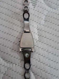 Stylish Women's Silver Tone Watch
