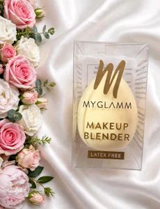 MyGlamm Makeup Blender - Latex Free