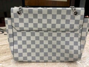 Stylish Checked Chain Sling Bag