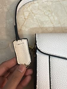 Stylish White Shoulder Bag
