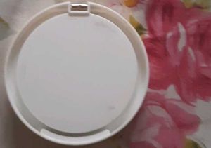 MyGlamm Super Serum Compact