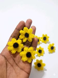 Handmade Pipe Cleaner Sunflower Miniatures - Set o