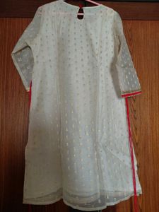 Elegant XL adjustible Beige Kurta with Gold Motifs