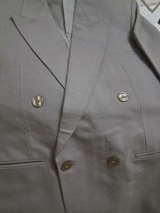 Cambridge Classic Double-Breasted Blazer