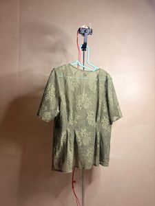 Chic Green Lace Peplum Top