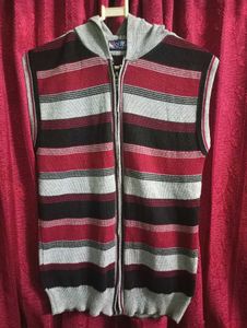 Sleeveless Hooded sweater