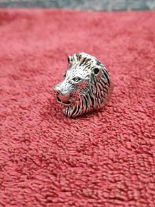 Lion Head Ring