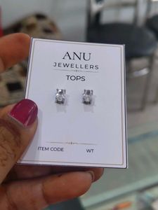 92.5 Elegant Stud Earrings