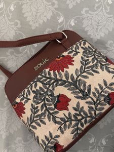 Chic Floral Print Crossbody Bag