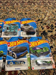 Hot Wheels Collection of 7 Diecast Cars