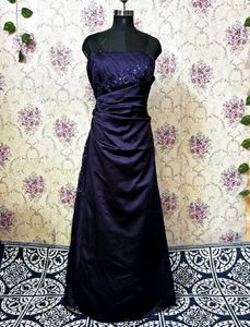 Elegant Navy Blue Strapless Gown
