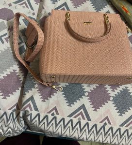 Chic Pink Textured Handbag