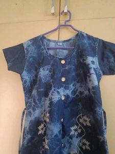 Blue Tie-Dye Kurta with Floral Embroidery
