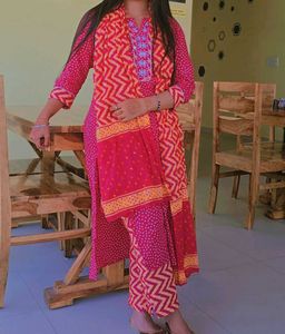 Vibrant Pink Ethnic Kurta Set