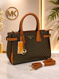 MICHEAL KORS Signature Canvas Tote Bag*