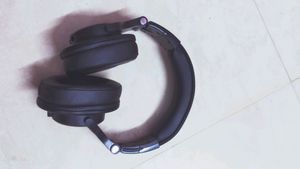 Fire Bolt Bluetooth Headset