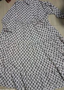 Elegant Printed Kurta Set with Scarf