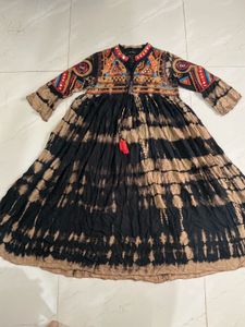 Bohemian Embroidered Tie-Dye Kurta