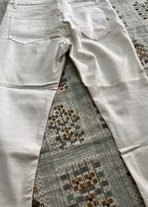 Stylish White Women's Jeans