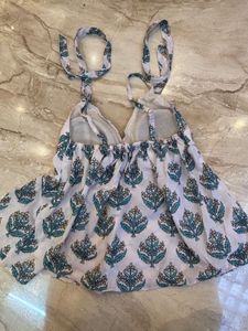 beautiful floral print top 🌺🌼
