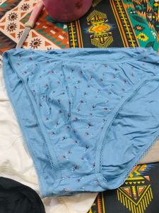 Comfortable White Lace Briefs