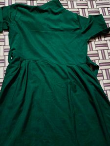 Elegant Green Button-Up Midi Dress