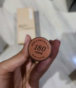 Akind Drop A Hint Hydrating Skin Tint